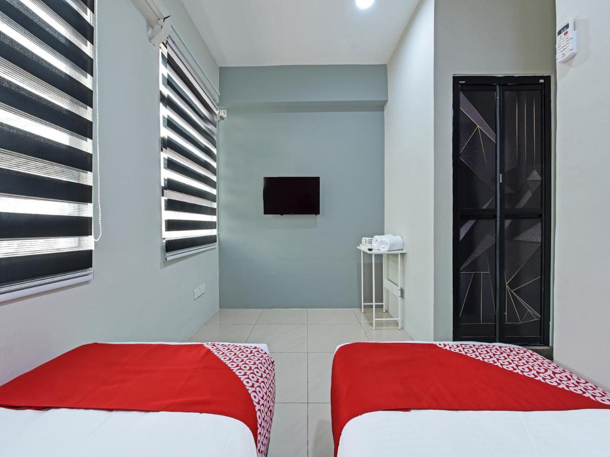 Oyo 90594 Hotel Casalink Paka Dış mekan fotoğraf