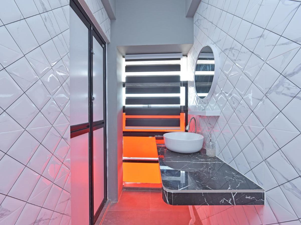 Oyo 90594 Hotel Casalink Paka Dış mekan fotoğraf