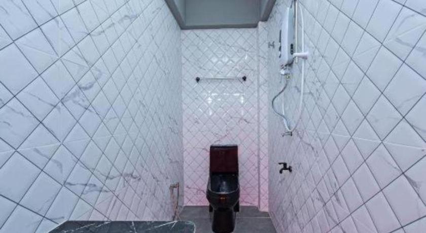 Oyo 90594 Hotel Casalink Paka Dış mekan fotoğraf